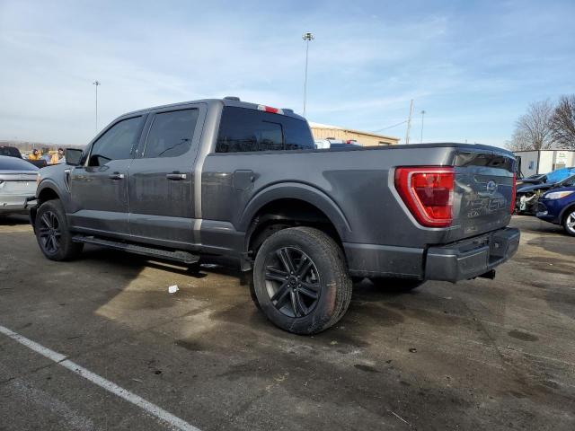 1FTFW1E89NFC33750 - 2022 FORD F150 SUPERCREW GRAY photo 2