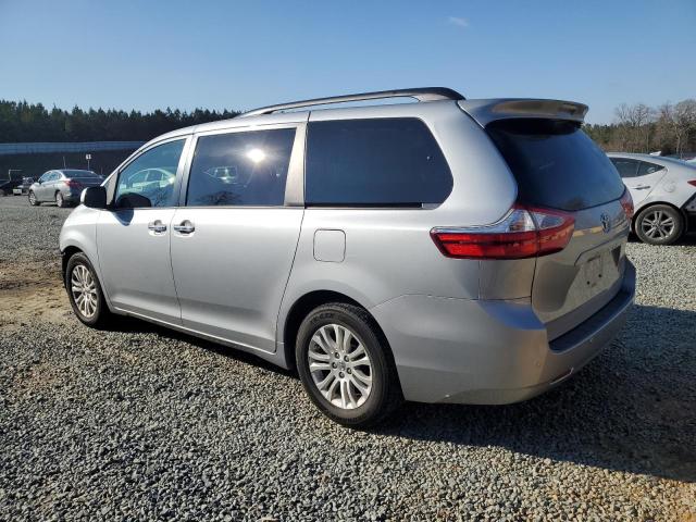 5TDYZ3DC0HS843932 - 2017 TOYOTA SIENNA XLE SILVER photo 2