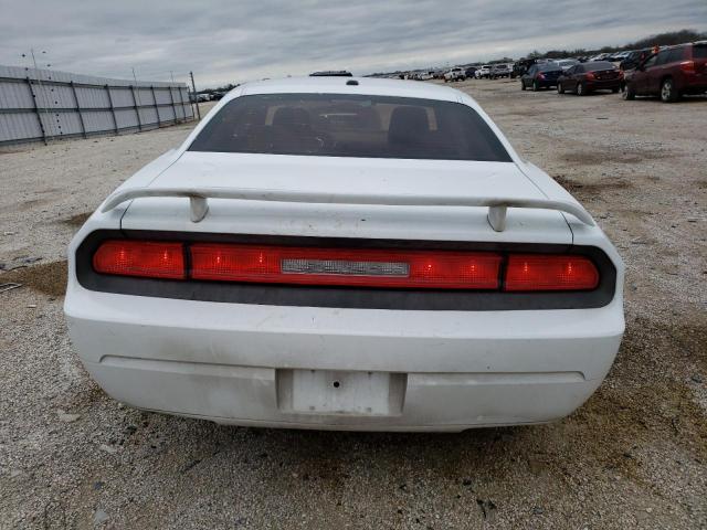 2C3CDYAG0CH269261 - 2012 DODGE CHALLENGER SXT WHITE photo 6