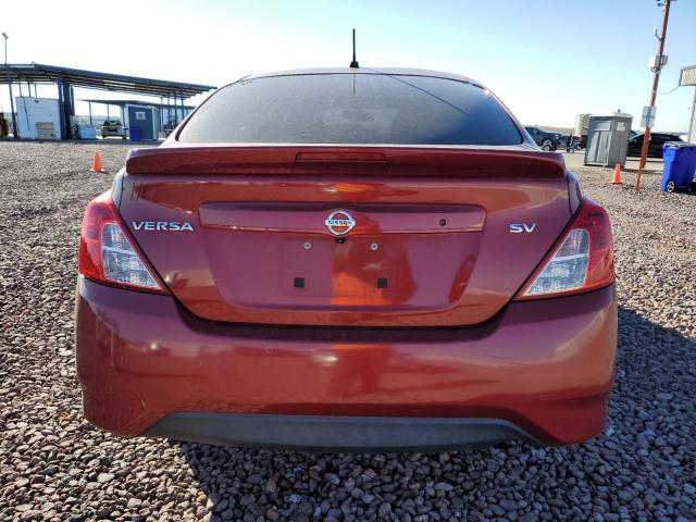 3N1CN7AP5HK450673 - 2017 NISSAN VERSA S RED photo 6