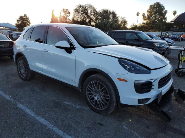 WP1AA2A22GLA10288 - 2016 PORSCHE CAYENNE WHITE photo 4