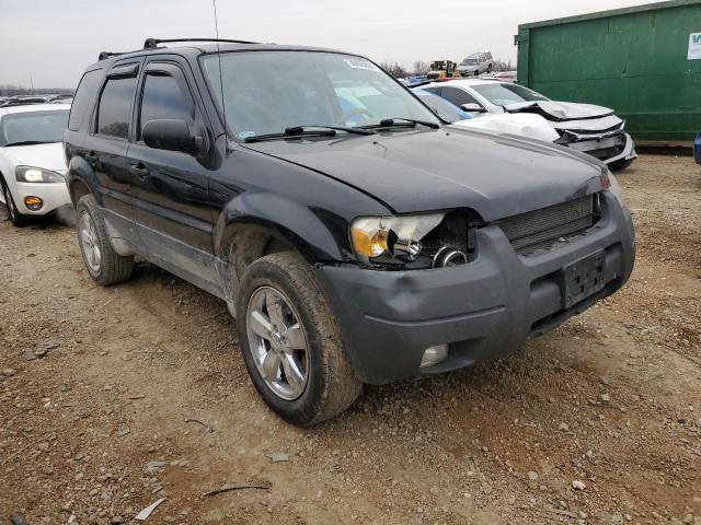 1FMCU93105KA43786 - 2005 FORD ESCAPE XLT BLACK photo 4