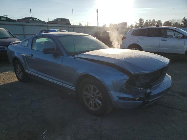 1ZVFT80N965117726 - 2006 FORD MUSTANG BLUE photo 4