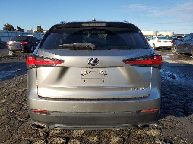 JTJBARBZ1J2174040 - 2018 LEXUS NX 300 BASE 灰色 照片 6