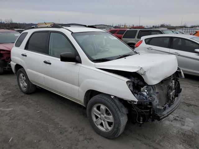 KNDJE723397585618 - 2009 KIA SPORTAGE LX WHITE photo 4