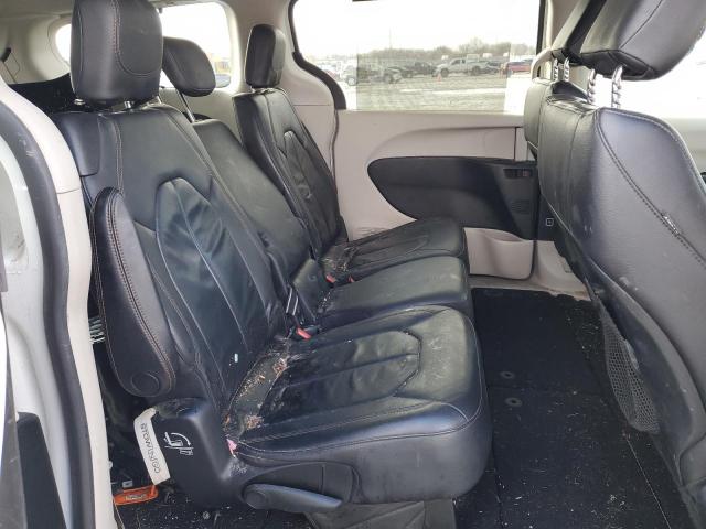2C4RC1BG9HR826801 - 2017 CHRYSLER PACIFICA TOURING L WHITE photo 11