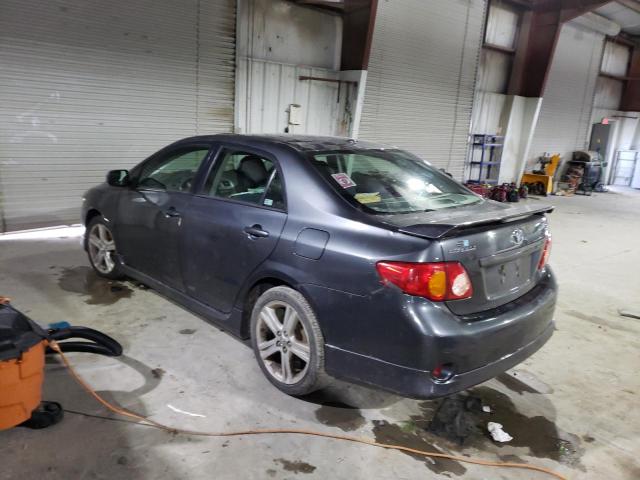 2T1BE40E09C028025 - 2009 TOYOTA COROLLA XRS GRAY photo 2