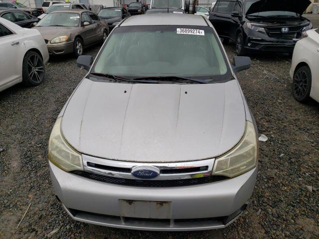 1FAHP35N29W104848 - 2009 FORD FOCUS SE SILVER photo 5