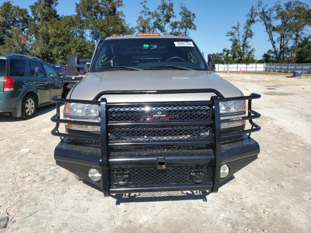 1GTJK39254E397797 - 2004 GMC NEW SIERRA K3500 SILVER photo 5