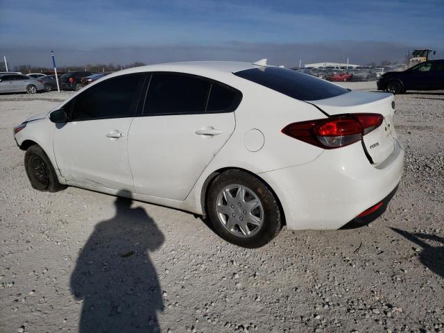 3KPFK4A72JE218599 - 2018 KIA FORTE LX WHITE photo 2