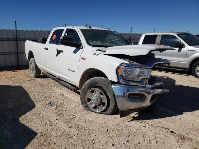 3C6UR5HJXNG138785 - 2022 RAM 2500 TRADESMAN WHITE photo 4