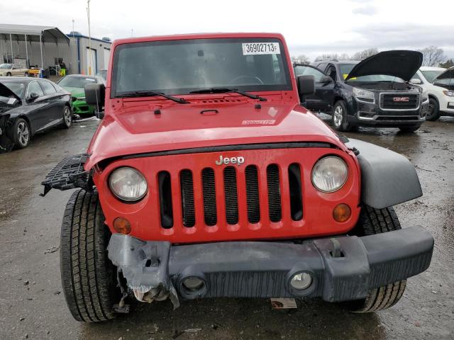 1J4BA3H14BL578764 - 2011 JEEP WRANGLER U SPORT Червоний фото 5