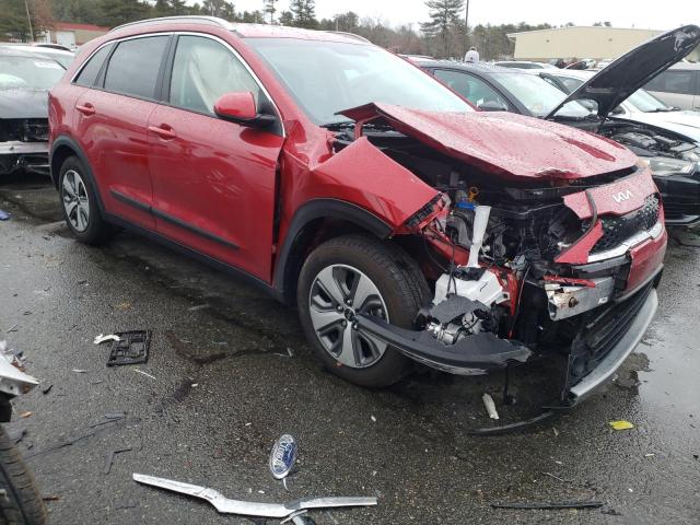 KNDCB3LC8N5536252 - 2022 KIA NIRO LX RED photo 4