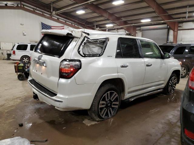 JTEBU5JR5K5699957 - 2019 TOYOTA 4RUNNER SR5 WHITE photo 3