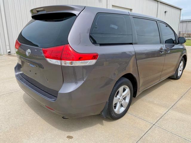 5TDKA3DC2BS002389 - 2011 TOYOTA SIENNA BASE  photo 4