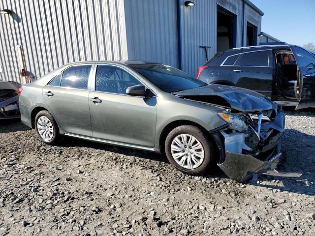 4T4BF1FK8DR291210 - 2013 TOYOTA CAMRY L GRAY photo 4