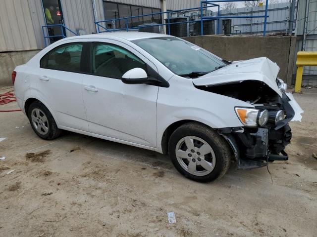 1G1JA5SH9E4227116 - 2014 CHEVROLET SONIC LS WHITE photo 4