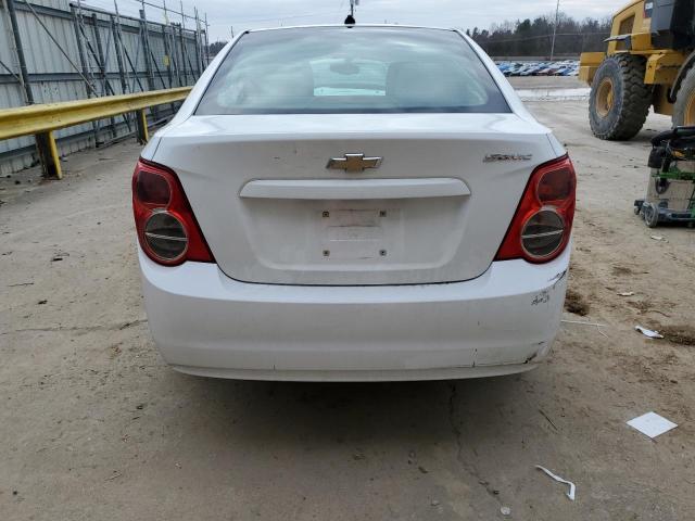 1G1JA5SH9E4227116 - 2014 CHEVROLET SONIC LS WHITE photo 6