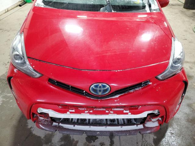 JTDZN3EU1FJ025028 - 2015 TOYOTA PRIUS V RED photo 11