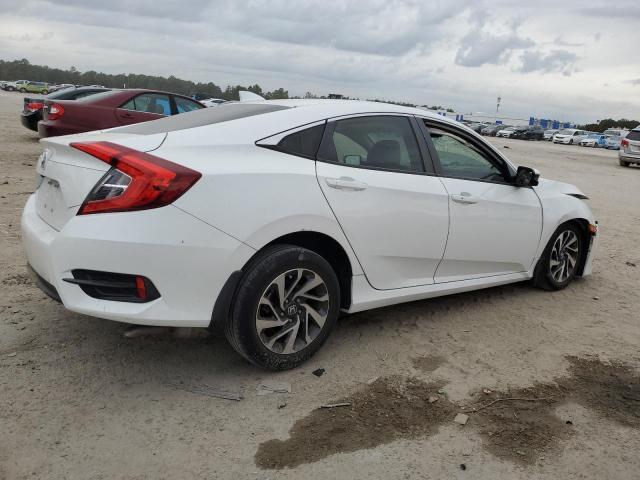 19XFC2F83JE006152 - 2018 HONDA CIVIC EX WHITE photo 3