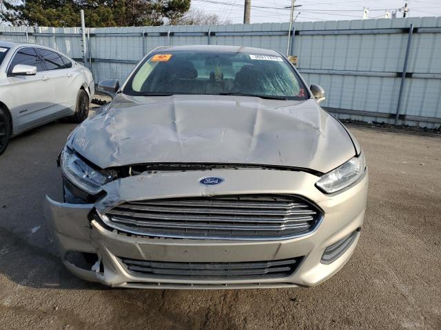 3FA6P0HDXFR265648 - 2015 FORD FUSION SE TAN photo 5