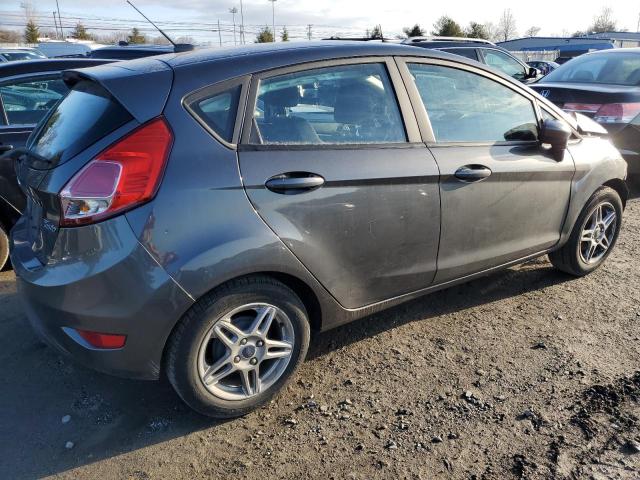 3FADP4EJ3JM138643 - 2018 FORD FIESTA SE GRAY photo 3