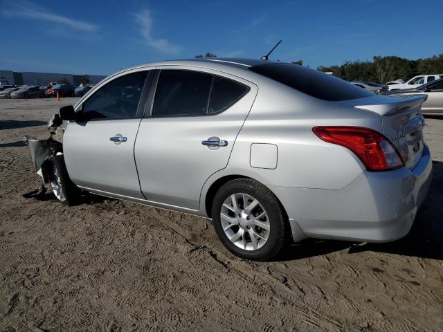 3N1CN7AP8JL888135 - 2018 NISSAN VERSA S SILVER photo 2