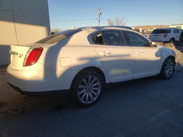 1LNHL9FT1CG806243 - 2012 LINCOLN MKS WHITE photo 3