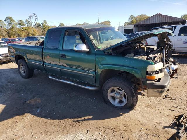 1GCGK29U2XE172702 - 1999 CHEVROLET SILVERADO K2500 GREEN photo 4