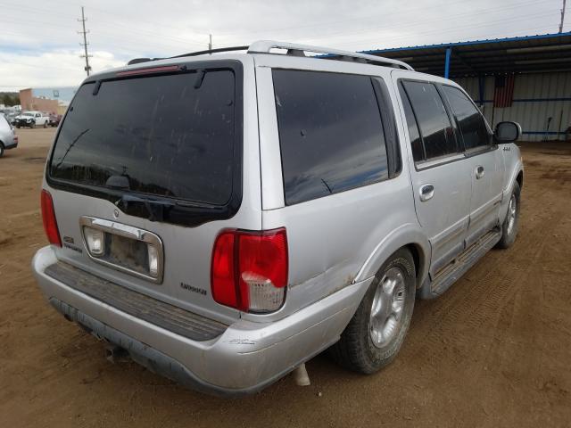 5LMPU28L5XLJ05986 - 1999 LINCOLN NAVIGATOR  photo 4