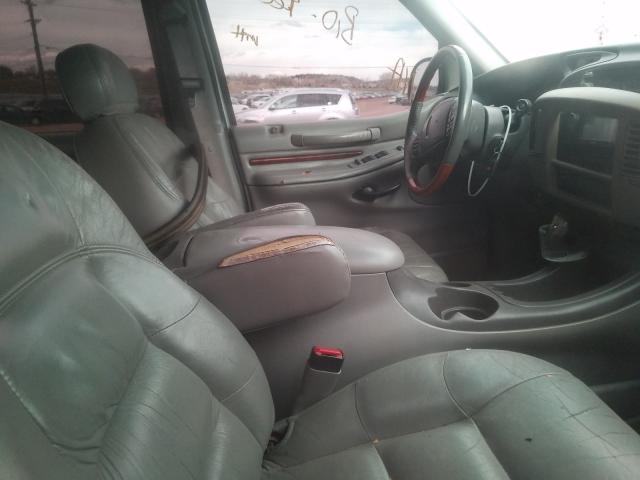 5LMPU28L5XLJ05986 - 1999 LINCOLN NAVIGATOR  照片 5