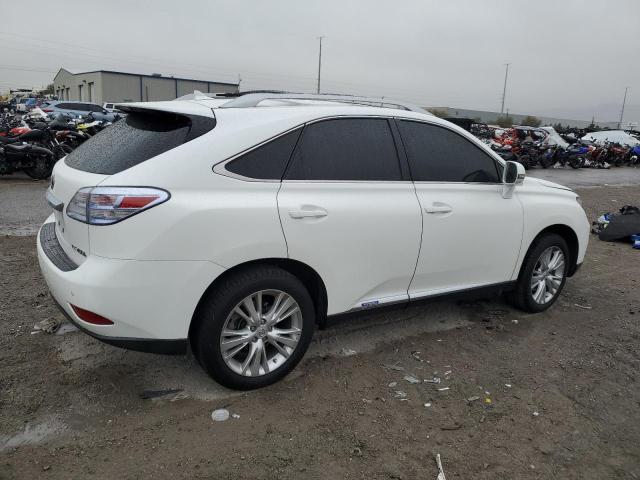 JTJBC1BA8C2430702 - 2012 LEXUS RX 450 WHITE photo 3