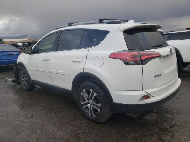 JTMBFREVXJJ181233 - 2018 TOYOTA RAV4 LE WHITE photo 2