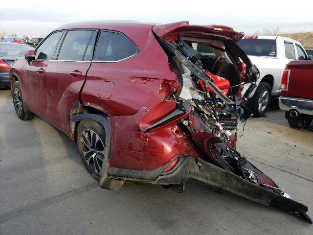 5TDHZRBH5MS150575 - 2021 TOYOTA HIGHLANDER XLE RED photo 2