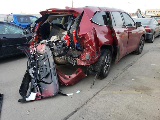 5TDHZRBH5MS150575 - 2021 TOYOTA HIGHLANDER XLE RED photo 3