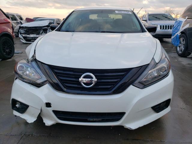 1N4AL3AP1JC258302 - 2018 NISSAN ALTIMA 2.5 WHITE photo 5