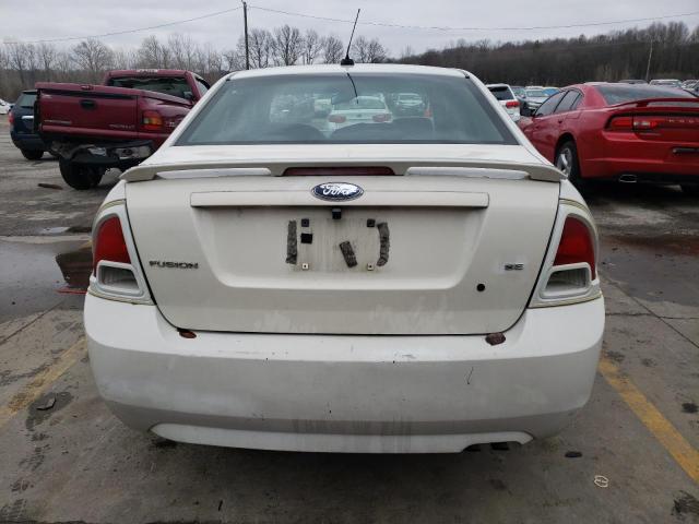 3FAHP07Z38R241412 - 2008 FORD FUSION SE WHITE photo 6