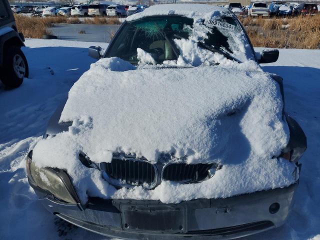 WBAAZ33434KP88323 - 2004 BMW 325 IS SULEV GRAY photo 5