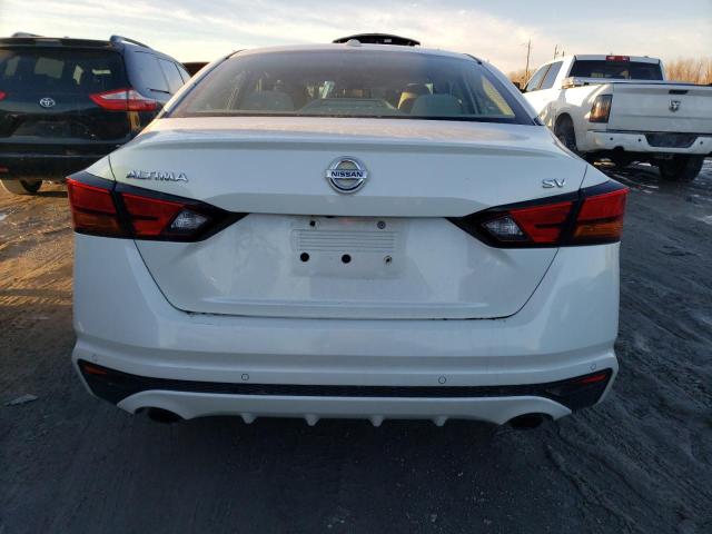 1N4BL4DV4KC180930 - 2019 NISSAN ALTIMA SV WHITE photo 6