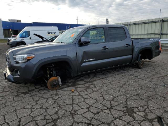 3TMCZ5AN4NM476623 - 2022 TOYOTA TACOMA DOUBLE CAB GRAY photo 2