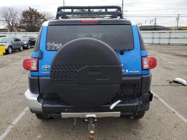 JTEBU11F870036854 - 2007 TOYOTA FJ CRUISER BLUE photo 6