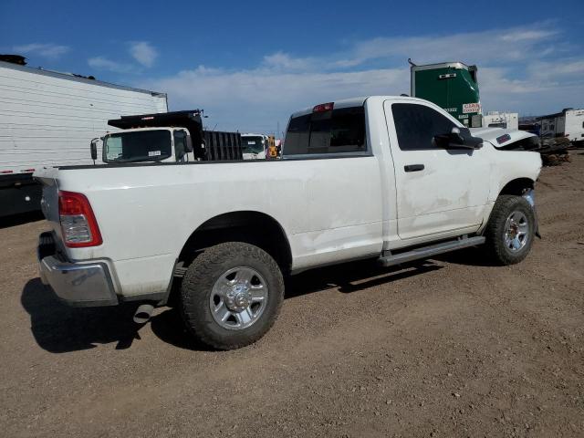 3C63R3AL6NG265853 - 2022 RAM 3500 TRADESMAN WHITE photo 3