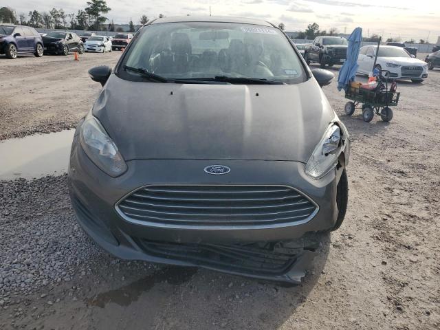 3FADP4BJ0GM203932 - 2016 FORD FIESTA SE CHARCOAL photo 5