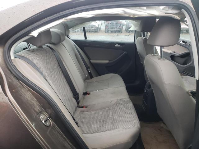 3VW2K7AJ4EM318952 - 2014 VOLKSWAGEN JETTA BASE بني صورة 10