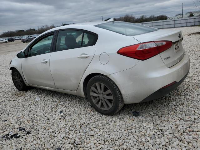 KNAFX4A67E5098886 - 2014 KIA FORTE LX WHITE photo 2