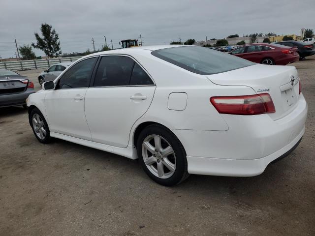 4T1BE46K69U810471 - 2009 TOYOTA CAMRY BASE WHITE photo 2