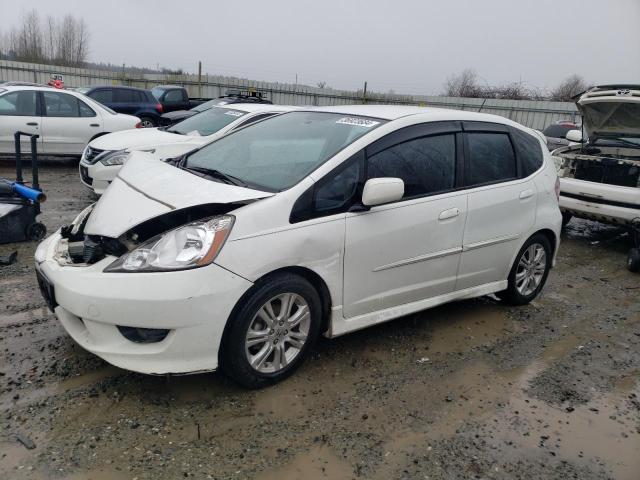 JHMGE8H48AS026047 - 2010 HONDA FIT SPORT WHITE photo 1