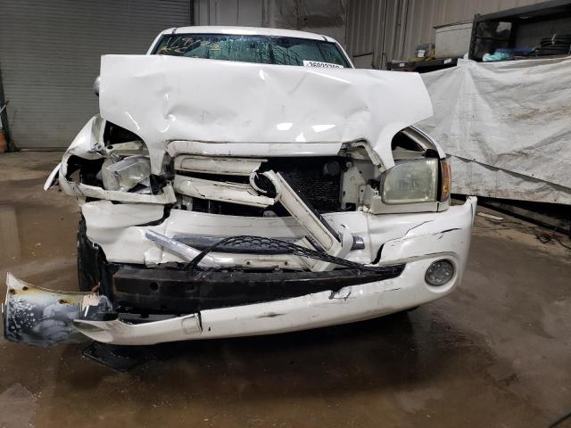 5TBBT44104S455551 - 2004 TOYOTA TUNDRA ACCESS CAB SR5 WHITE photo 5