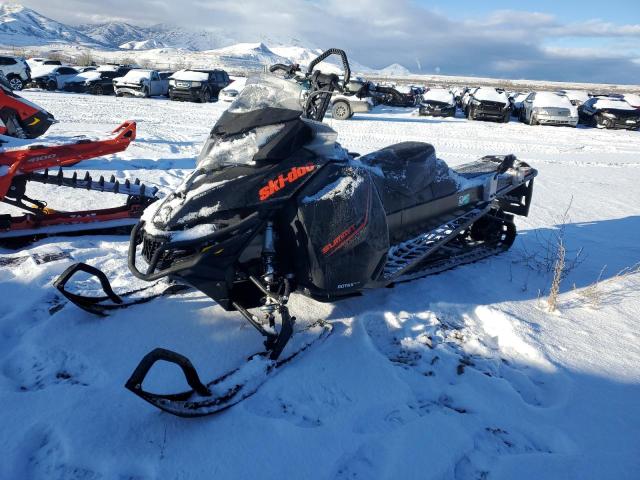 2BPSCEFD1FV000604 - 2015 SKI DOO SUMMIT BLACK photo 2