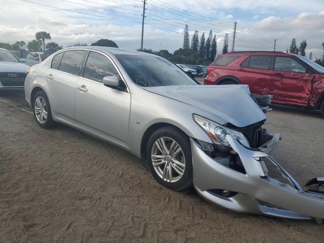 JN1CV6AR5FM521640 - 2015 INFINITI Q40 SILVER photo 4